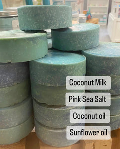 Waikiki Dreamin coconut milk and sea salt bar